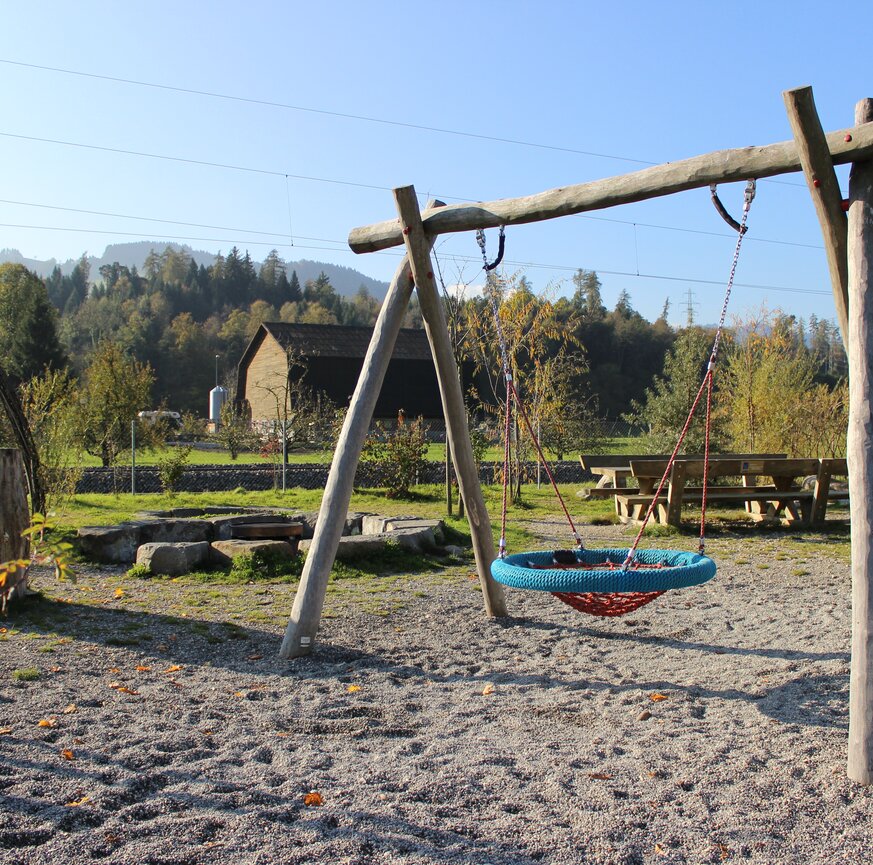 Spielgerät aus Holz